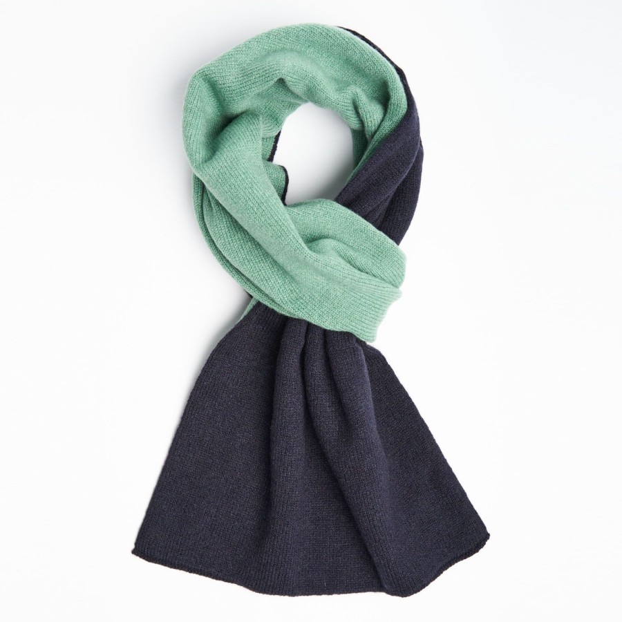 New E.Marinella Midnight Blue And Light Green Two-Tone Solid Cashmere Neck Warmer