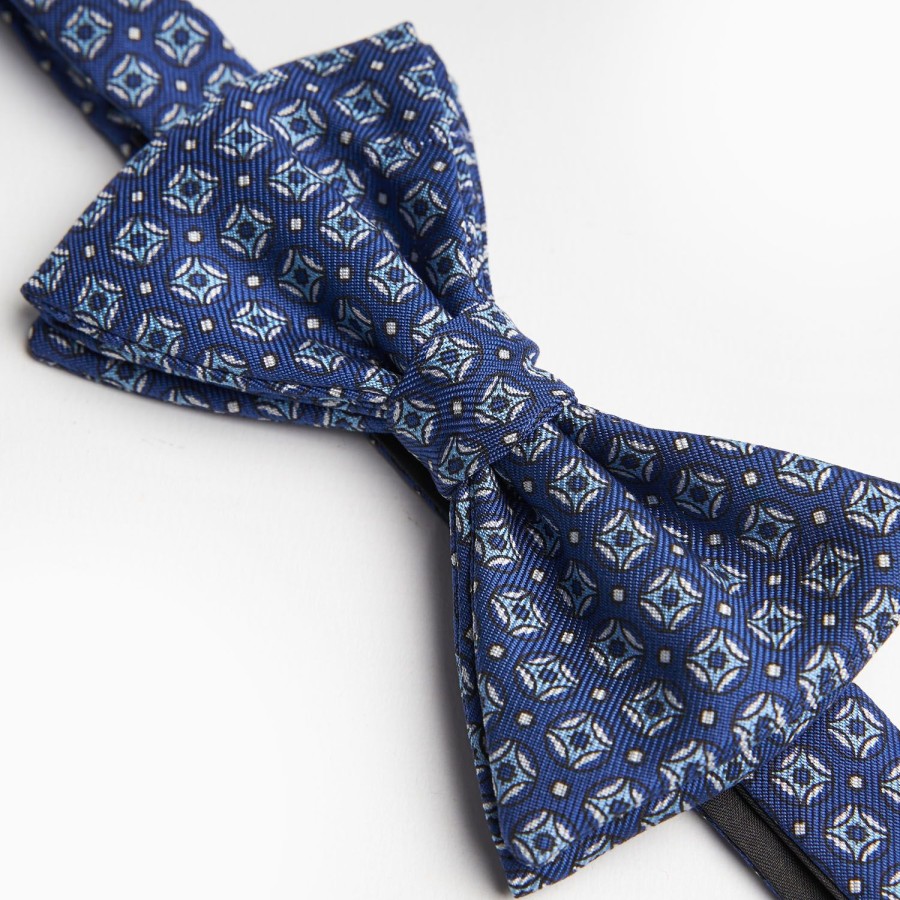 Clearance E.Marinella Blue Pre-Knotted Silk Bowtie- Large Geometric Pattern