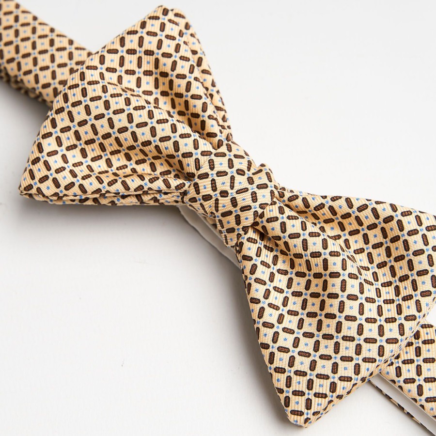 Clearance E.Marinella Beige Pre-Knotted Silk Bowtie - Small Geometric Pattern